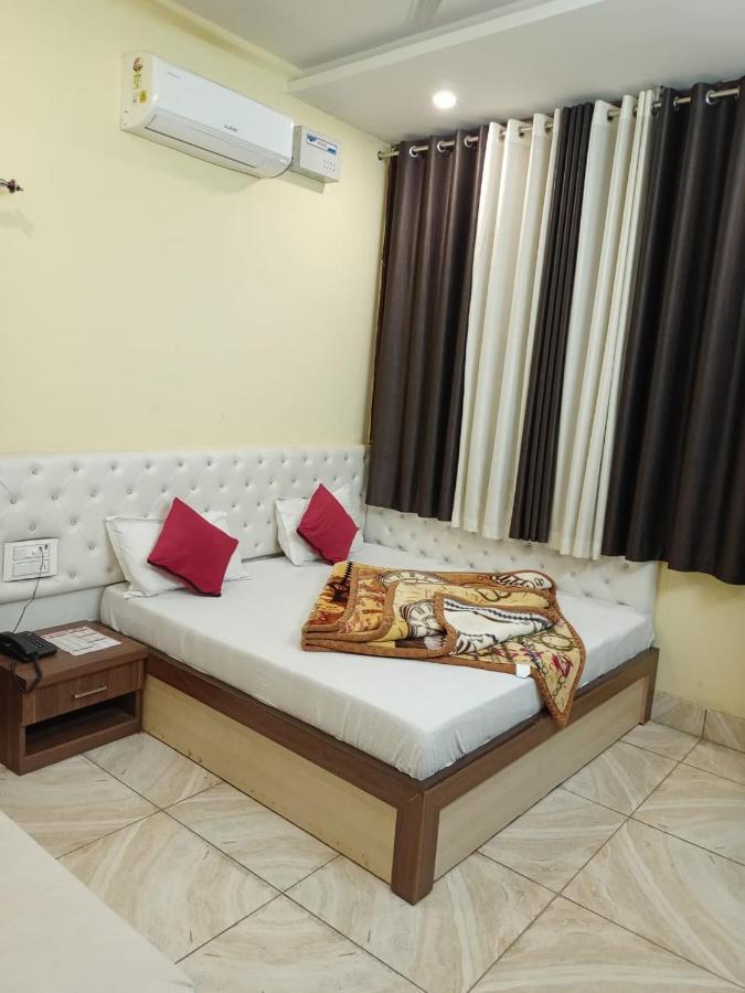 Hotel Vinayak Inn Харидвар Экстерьер фото