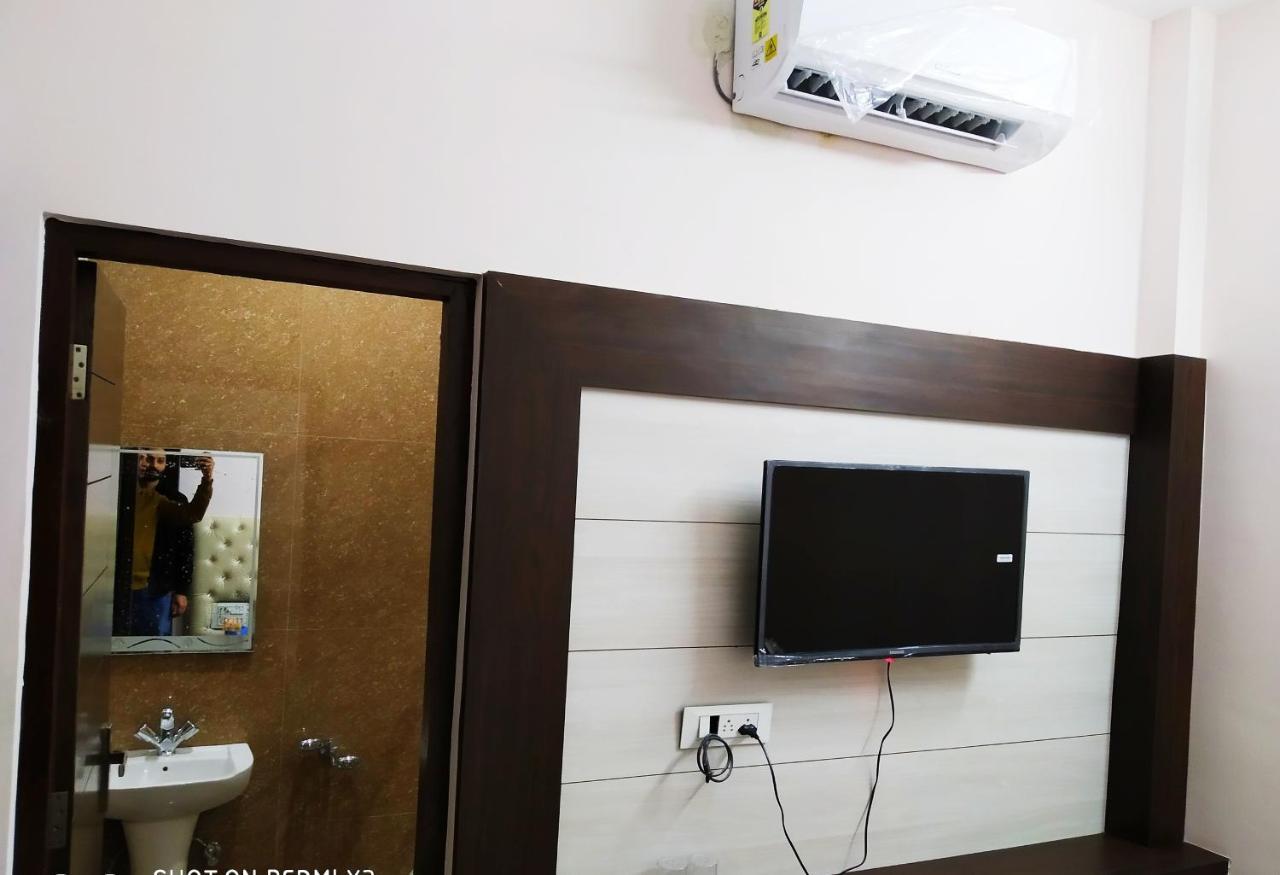 Hotel Vinayak Inn Харидвар Экстерьер фото